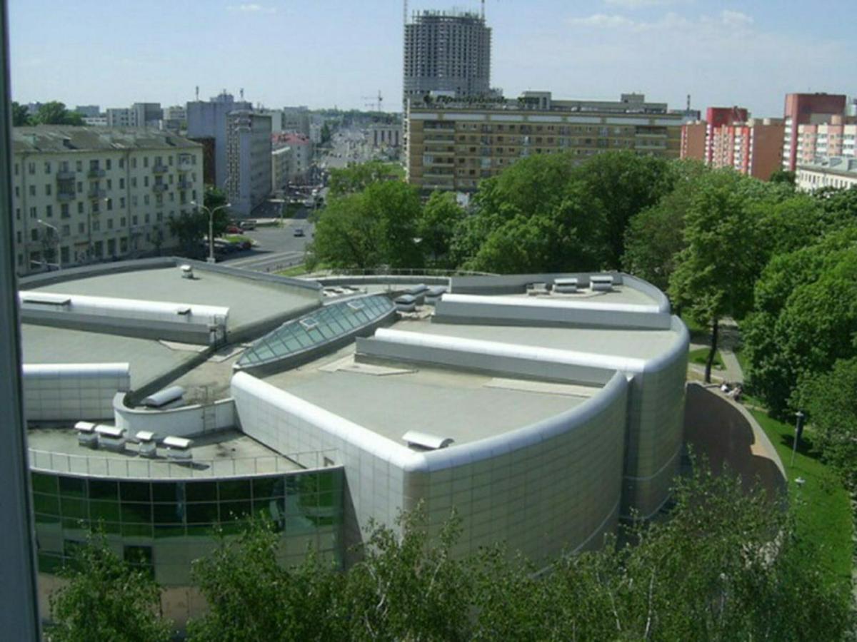 Apartments On Romanovakaya Sloboda 10 Minsk Dış mekan fotoğraf